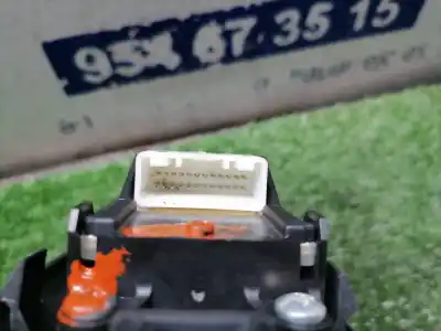 Second-hand car spare part left front power window switch for toyota corolla (e12) 2.0 d-4d linea sol berlina oem iam references   