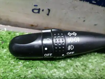 Second-hand car spare part indicator switch for toyota corolla (e12) 2.0 d-4d linea sol berlina oem iam references   