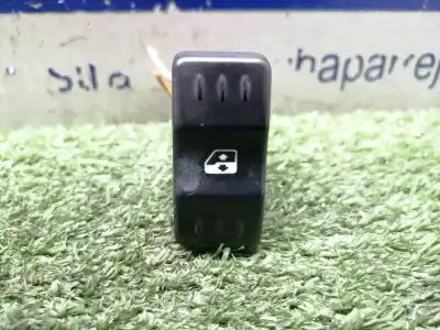 Автозапчастина б/у ПЕРЕДНІ ВІКНИЙ ВМИКАЧ для DACIA LOGAN  Посилання на OEM IAM   