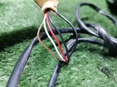 Peça sobressalente para automóvel em segunda mão espelho retrovisor esquerdo por audi a4 berlina (8e) 1.9 tdi referências oem iam   