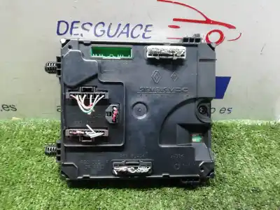 Peça sobressalente para automóvel em segunda mão caixa de fusíveis e relés por renault laguna iii 5 puertas referências oem iam a2c53186520