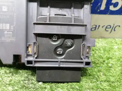 Second-hand car spare part ignition switch for otras marcas captur adventure oem iam references 285905280r  285905280r