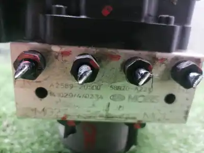 Peça sobressalente para automóvel em segunda mão abs por kia cee´d business referências oem iam 58920a2210 a258920500 6158945200
