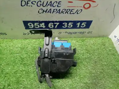 Second-hand car spare part fuse box unit for kia cee´d business oem iam references   