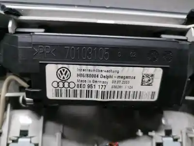 Pezzo di ricambio per auto di seconda mano luce interna per audi a4 avant (8e) 2.5 tdi (120kw) riferimenti oem iam 8e0951177  8e0951177