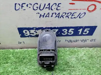 Peça sobressalente para automóvel em segunda mão botão / interruptor elevador vidro dianteiro esquerdo por renault kangoo authentique referências oem iam   