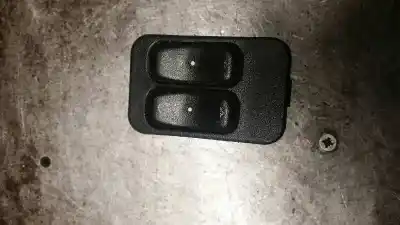 Peça sobressalente para automóvel em segunda mão botão / interruptor elevador vidro dianteiro esquerdo por opel meriva cosmo referências oem iam 13363202