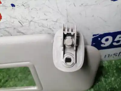 Second-hand car spare part right sunshade for dacia duster ambiance 4x2 oem iam references   