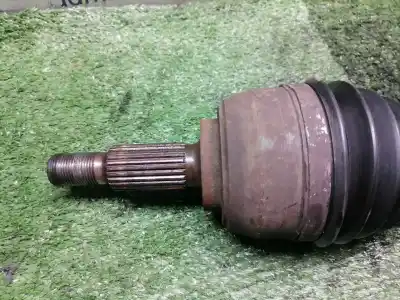 Автозапчастина б/у передня ліва трансмісія для renault megane ii familiar authentique посилання на oem iam 8200330413  8200330413