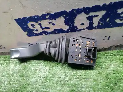 Pezzo di ricambio per auto di seconda mano comando pulito per opel combo familiar riferimenti oem iam   