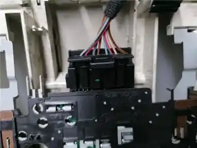 Peça sobressalente para automóvel em segunda mão luz interior por audi a6 berlina (4f2) 2.4 v6 24v cat (bdw) referências oem iam   