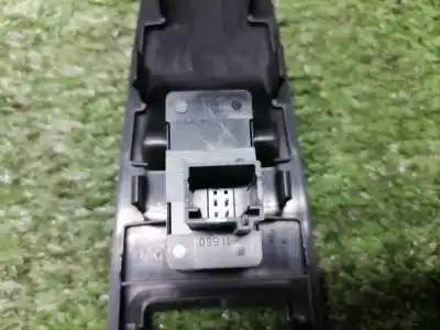 Second-hand car spare part right front power window switch for citroen c6 básico oem iam references   