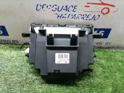 Second-hand car spare part multifunction display for citroen c6 básico oem iam references 9661552480  9661552480