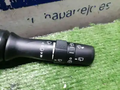 Pezzo di ricambio per auto di seconda mano comando pulito per toyota auris luna+ riferimenti oem iam   