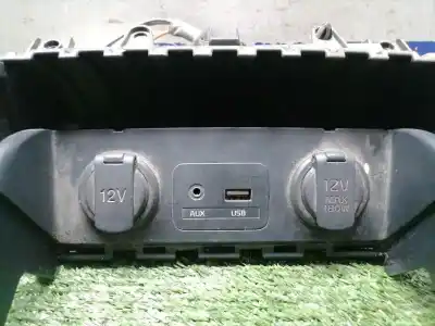 Peça sobressalente para automóvel em segunda mão trocar por kia carens ( ) basic referências oem iam 84630a44040  84630a44040