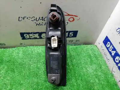 Автозапчасти б/у выключатель переднего правого окна за renault clio ii fase ii (b/cb0) authentique ссылки oem iam   