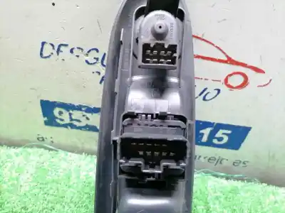 Автозапчастина б/у передні вікний вмикач для renault clio ii fase ii (b/cb0) authentique посилання на oem iam   