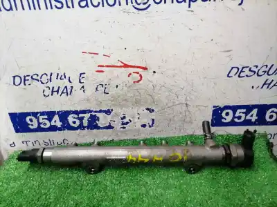 Pièce détachée automobile d'occasion rampe d'injecteur pour toyota yaris active références oem iam 238100n021  0445214133