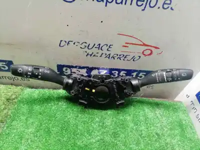 Peça sobressalente para automóvel em segunda mão comandos do volante por hyundai i20 elegant referências oem iam 93403c8450