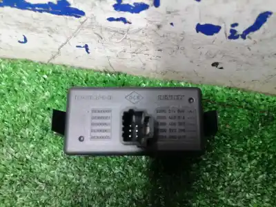 Автозапчастина б/у увага для renault modus base authentique посилання на oem iam 8200214896  8200214896