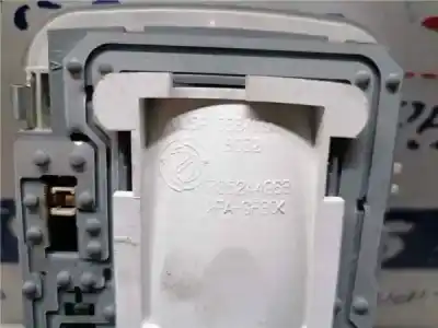 Peça sobressalente para automóvel em segunda mão luz interior por ford ka+ iii (uk, fk) 1.2 ti-vct referências oem iam 735244963  735244963