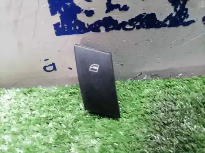 Second-hand car spare part RIGHT FRONT POWER WINDOW SWITCH for SEAT IBIZA (6L1)  OEM IAM references   