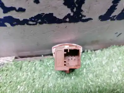 Peça sobressalente para automóvel em segunda mão interruptor 4 piscas - emergência por fiat ulysse (179) 2.0 jtd básico referências oem iam   