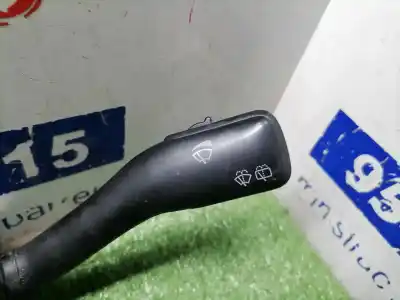 Peça sobressalente para automóvel em segunda mão comandos do volante por audi a3 (8l) 1.9 tdi ambiente referências oem iam 4b0953503f  8l0953513g