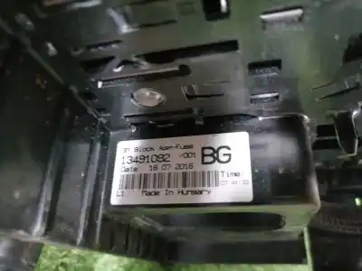 Second-hand car spare part fuse box unit for opel corsa e business oem iam references 13491092  13491092