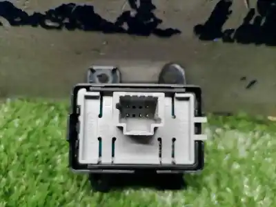 Second-hand car spare part switch for renault laguna iii dynamique tomtom oem iam references   
