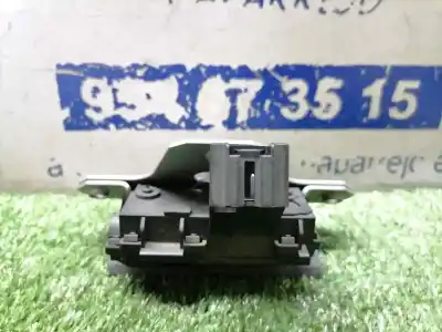 Second-hand car spare part trunk lock for ford focus lim. (cb8) edition oem iam references 8m51r442a66da  8m51r442a66da