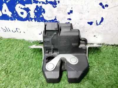 Second-hand car spare part TRUNK LOCK for FIAT 500 L (330)  OEM IAM references 51876008  51876008