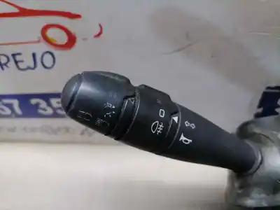 Second-hand car spare part steering wheel switch for dacia logan básico oem iam references 8200375336  8200375336