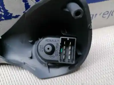 Pezzo di ricambio per auto di seconda mano controllo specchio per renault clio iii authentique riferimenti oem iam   