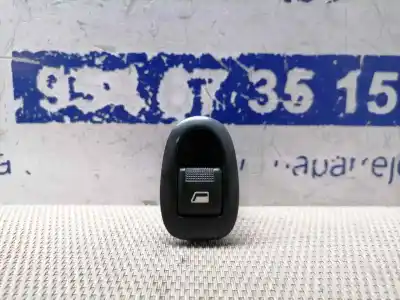 Pièce détachée automobile d'occasion COMMANDE DE LÈVE VITRE AVANT DROIT pour CITROEN C3 PLURIEL  Références OEM IAM   