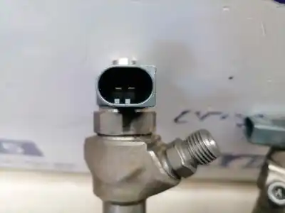 Автозапчастина б/у инжектор для seat leon (5f1) emoción посилання на oem iam 04l130277g  0445110477