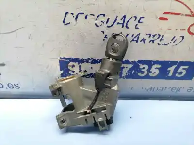 Pièce détachée automobile d'occasion COMMUTATEUR D'ALLUMAGE pour VOLKSWAGEN POLO BERLINA (6N1)  Références OEM IAM 357905851F  357905851F