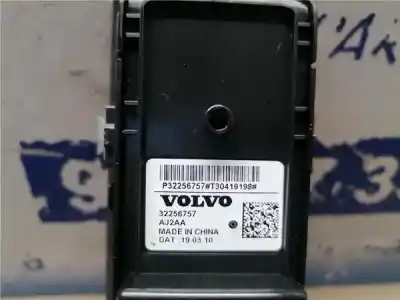 Second-hand car spare part left front power window switch for volvo xc 40 2.0 diesel cat oem iam references 32356757  32356757