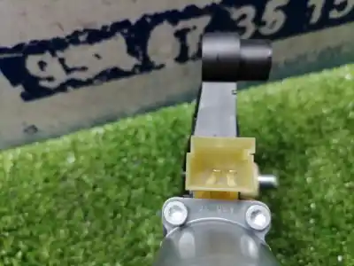 Second-hand car spare part left front window motor for seat leon (5f1) reference oem iam references 5q0959801b  0130822717