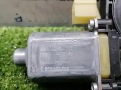 Second-hand car spare part left front window motor for seat leon (5f1) reference oem iam references 5q0959801b  0130822717