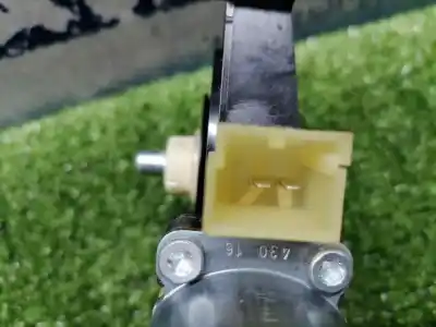 Автозапчастина б/у двигатель переднього правого скла для seat leon (5f1) reference посилання на oem iam 5q0959802b  0130822716