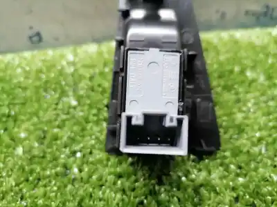 Pezzo di ricambio per auto di seconda mano comandi alzacristalli posteriore sinistro per seat leon (1p1) reference riferimenti oem iam   