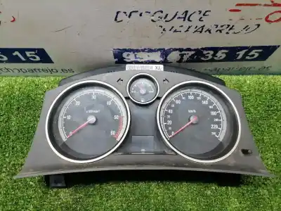 Pièce détachée automobile d'occasion Compteur De Vitesse Tableau De Bord pour OPEL ZAFIRA B Cosmo Références OEM IAM 13225988  13225988
