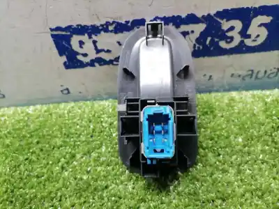 Second-hand car spare part right front power window switch for renault kangoo authentique oem iam references   