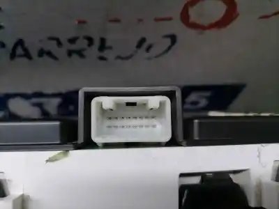 Peça sobressalente para automóvel em segunda mão quadrante por toyota corolla (e12) 2.0 d-4d linea luna berlina referências oem iam 8380002c60  8380002c60