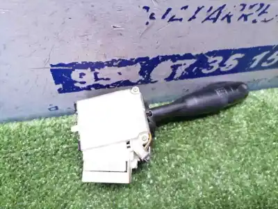 Peça sobressalente para automóvel em segunda mão comutador de piscas  por toyota corolla (e12) 2.0 d-4d linea luna berlina referências oem iam   