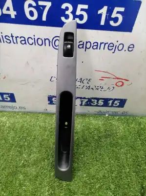 Pezzo di ricambio per auto di seconda mano Interruttore Alzacristalli Anteriore Destro per SSANGYONG RODIUS Xdi Riferimenti OEM IAM 621W05450  621W05450