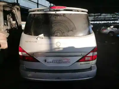 Автозапчастина б/у передній правий віконний вимикач для ssangyong rodius xdi посилання на oem iam 621w05450  621w05450