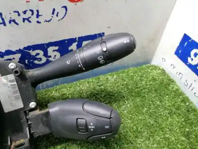 Peça sobressalente para automóvel em segunda mão comandos do volante por peugeot 207 confort referências oem iam com2005  96630732xt
