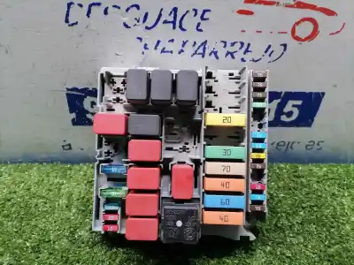 Pezzo di ricambio per auto di seconda mano scatola relè/fusibili per fiat fiat 500 312 riferimenti oem iam 